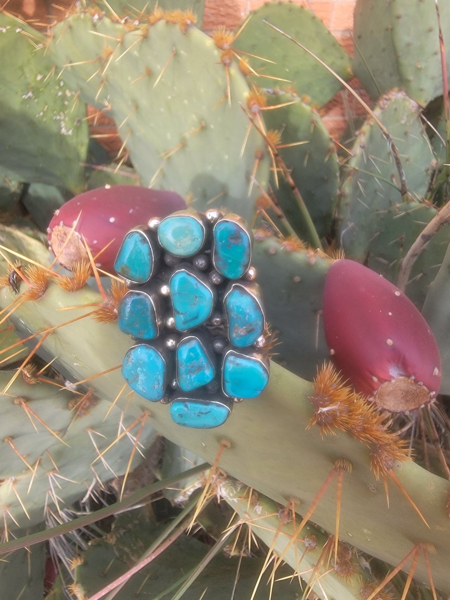 Square cluster Ring