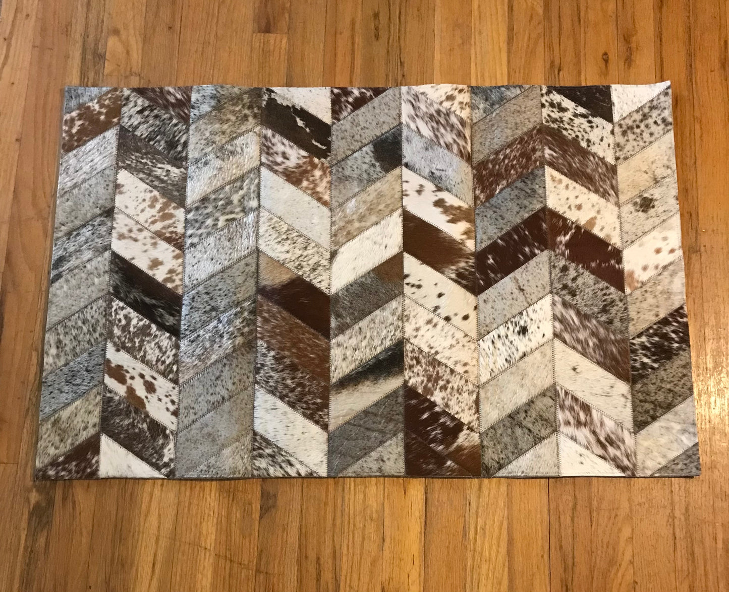 Cowhide Rug 2x3’
